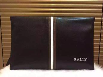 引领时尚风潮 广州工厂直供进口品质普达拉男士公文包超越品质期待